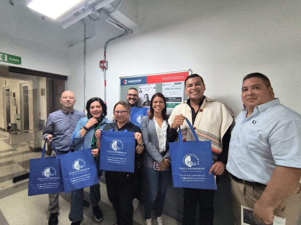 photo_4911337181230599027_y_Dirección de Investi