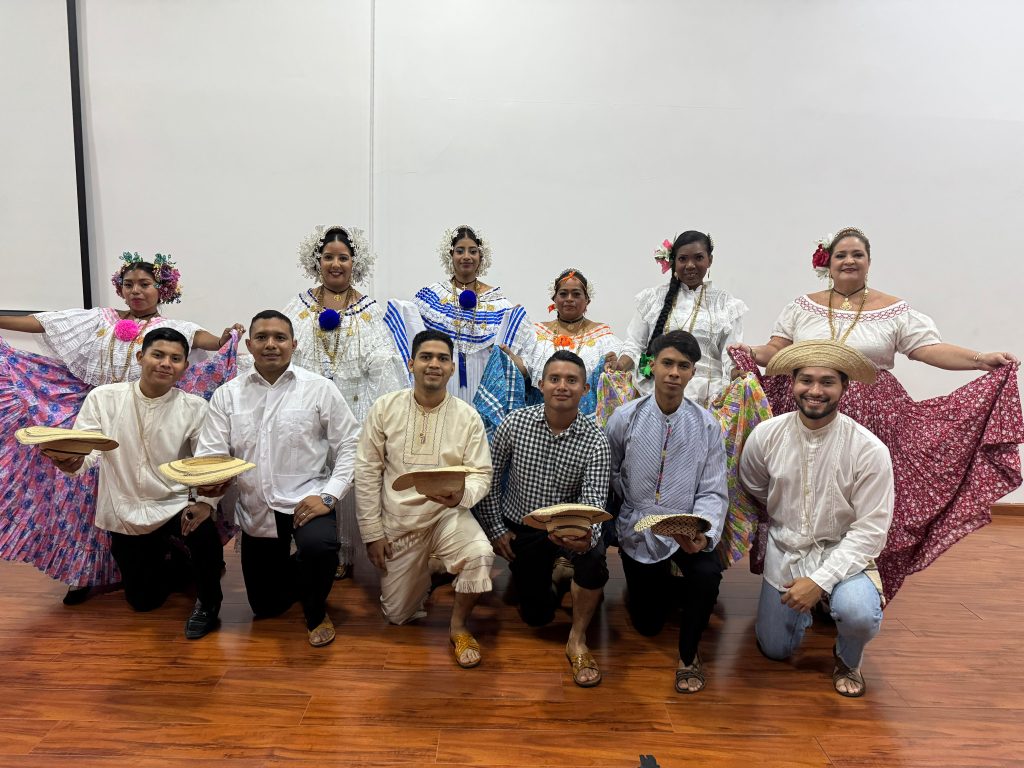 WhatsApp Image 2025-09-26 at 1.04.04 PM (1)_GRADUADO ISAE