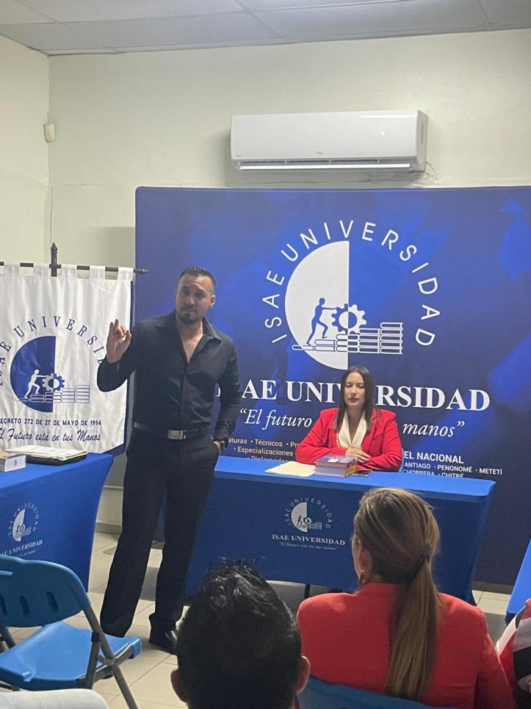 b53abf01-3465-4382-abf8-41b692b7a3fb_Hever Franco