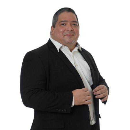 DR. SEBASTIÁN REYES